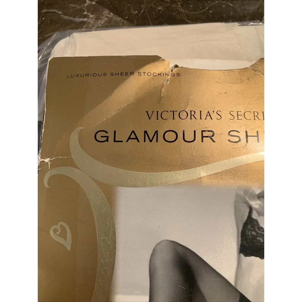 victoria secret vintage glamour sheer stockings small cream 2 pairs lot